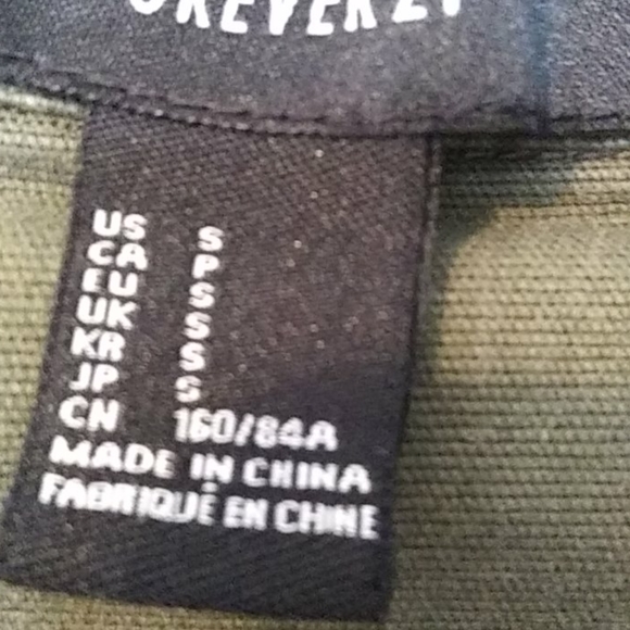 Forever 21 Utility Vest - Picture 3 of 3